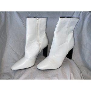 sz 6 White Faith Betty Slim Zip Black Heel Boot - Excellent Condition